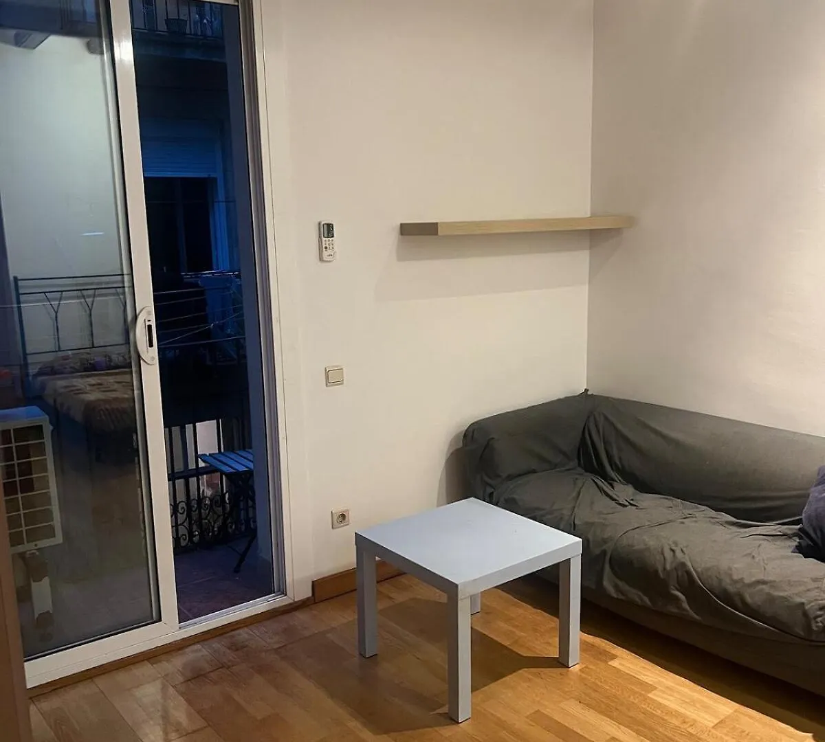 Flat In Centre Of Barcelona Apartment